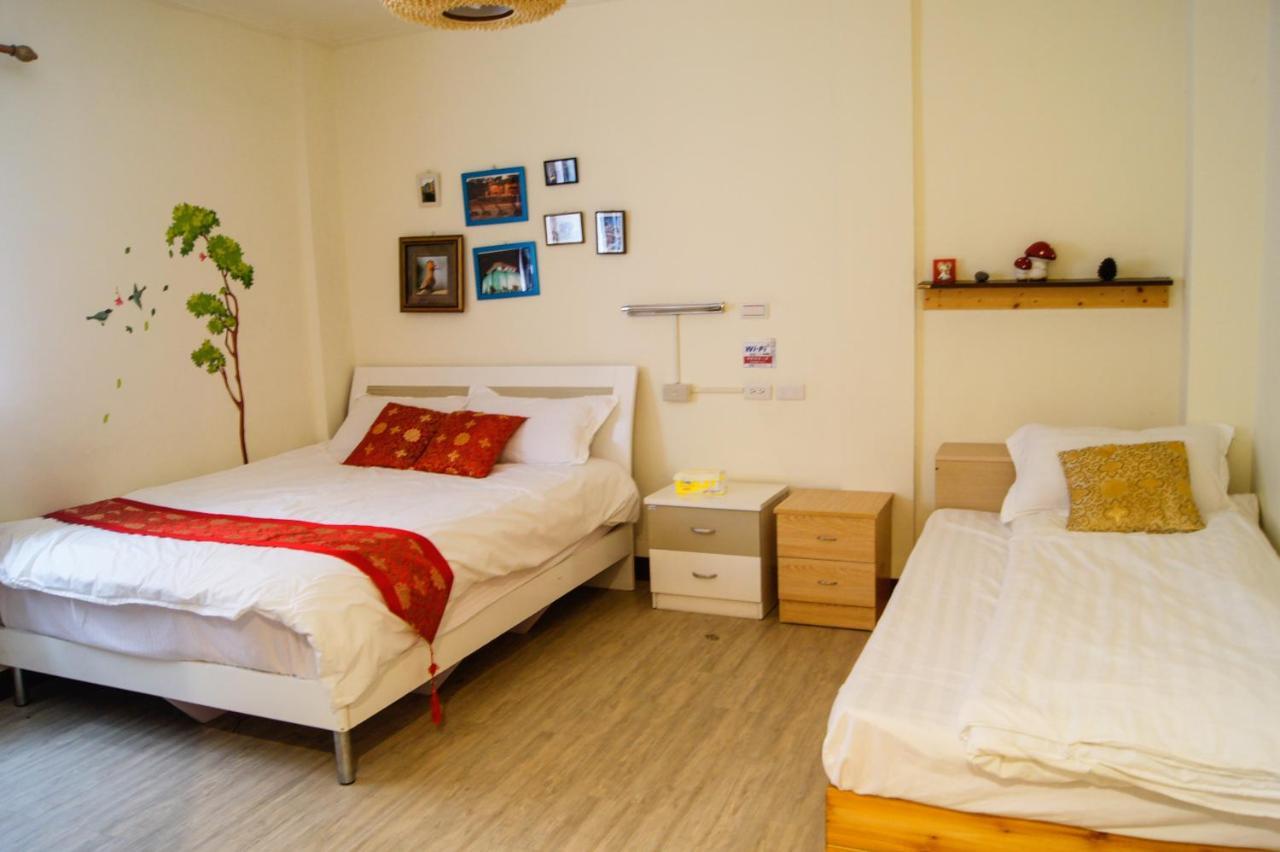 Ding Ding Homestay Jinhu Chambre photo