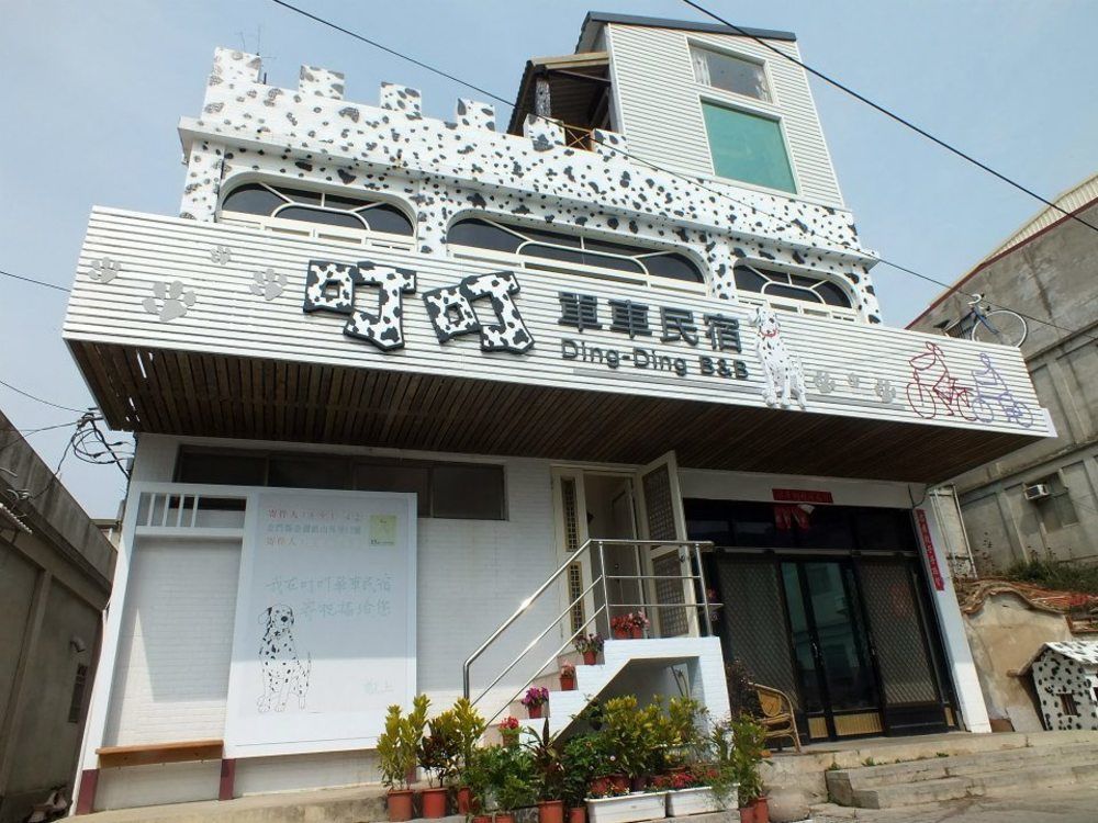 Ding Ding Homestay Jinhu Extérieur photo