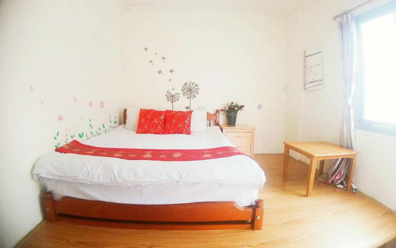 Ding Ding Homestay Jinhu Extérieur photo